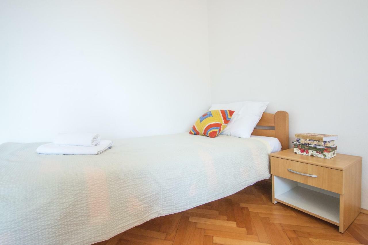 Hotel Pansion Oliva à Krnica Extérieur photo