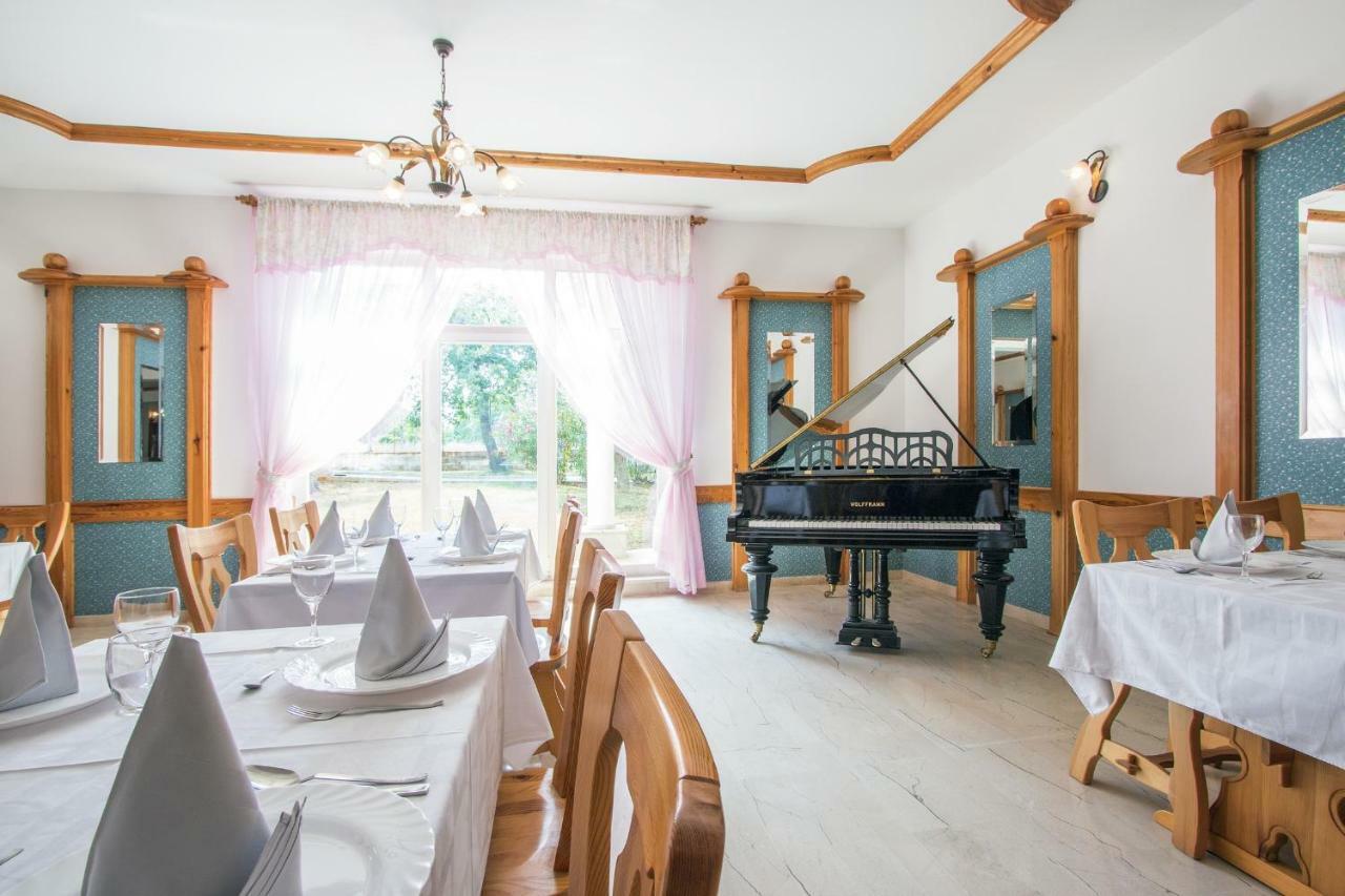 Hotel Pansion Oliva à Krnica Extérieur photo