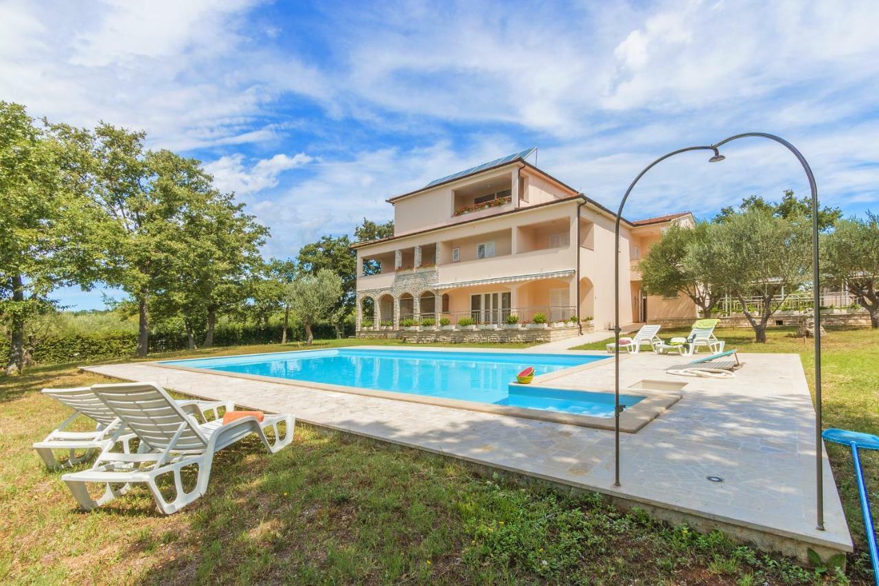 Hotel Pansion Oliva à Krnica Extérieur photo